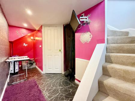 Bed 2 Dressing Room.JPG