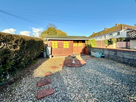 Front Garden & Log Cabin.JPG