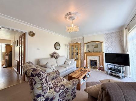 Living Room.JPG