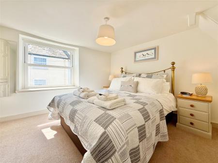 Bed 2.JPG