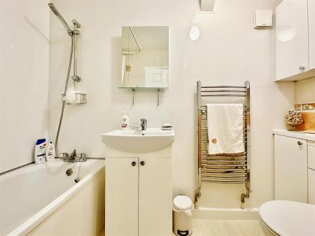 Bathroom.JPG