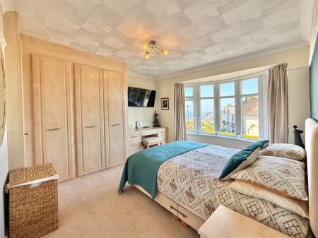 Bedroom 1.jpeg