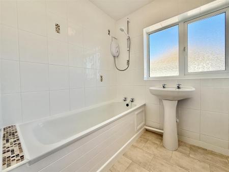 Bathroom.jpeg