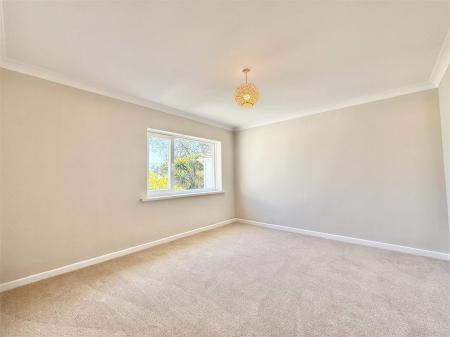 Bedroom  1.jpeg