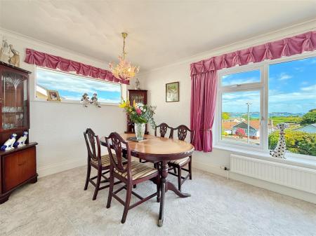 Dining Area.JPG