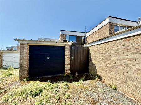 Garage & Parking.jpg