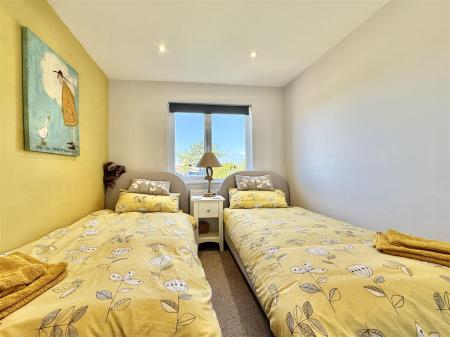 Bedroom  2.jpg
