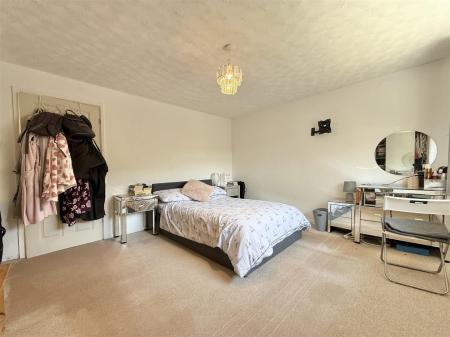 Bedroom 2.jpeg
