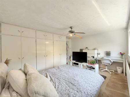 Bedroom 1.jpeg
