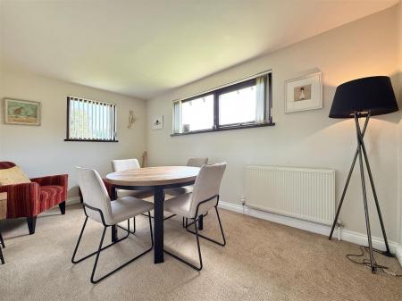 Dining Room.JPG