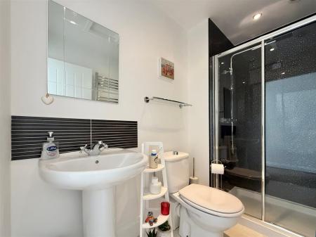 Shower Room.JPG