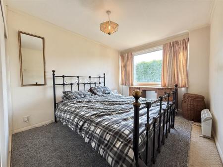 Bed 1.JPG