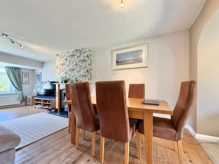 Dining Area.JPG