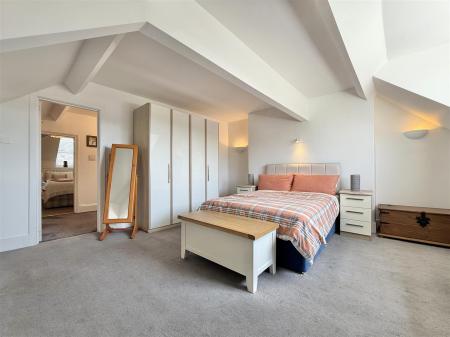 Bedroom  1.jpg