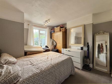 Bedroom 2.jpeg