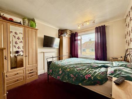 Bedroom 1.jpeg
