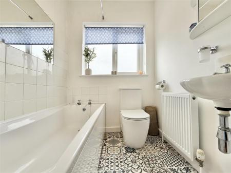 Bathroom.jpeg