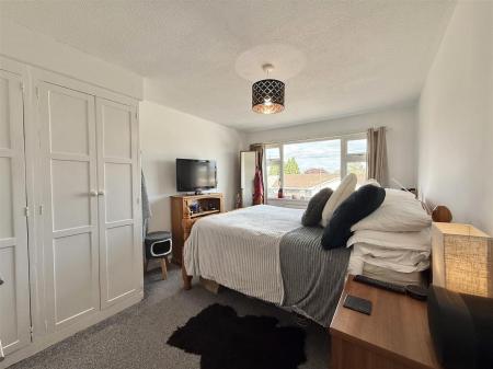 Bedroom 1.jpeg