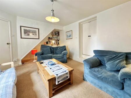 Living.Room.jpg