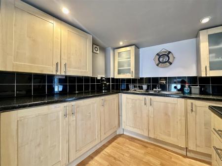 Kitchen.jpg