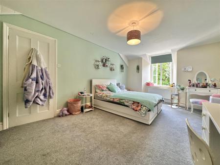 Bedroom  2.jpg