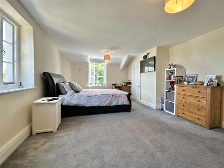Bedroom  1.jpg