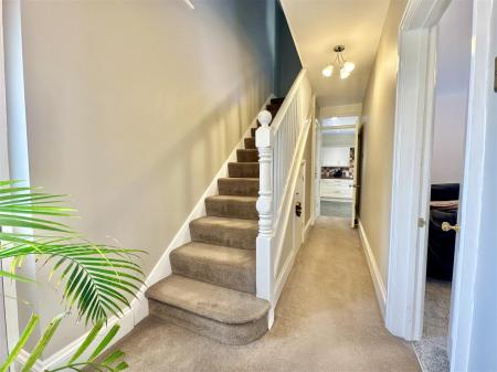 Hallway.jpg
