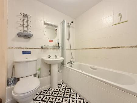 Bathroom.jpg