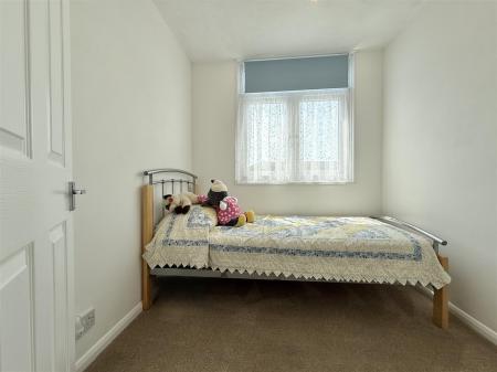 Bed 3.JPG