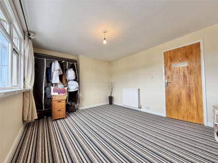 Bedroom 2.jpg