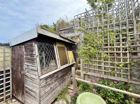 Shed.jpg