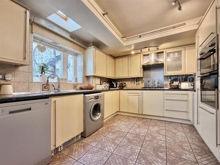 Kitchen.jpg