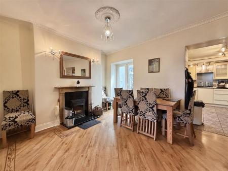 Dining Room.jpg