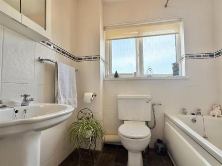 Bathroom.jpeg