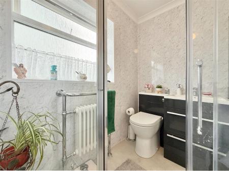 Shower Room.JPG