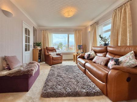 Living Area.JPG