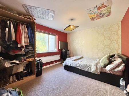 Bedroom 2.jpg