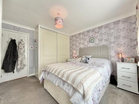 Bedroom  1.jpg