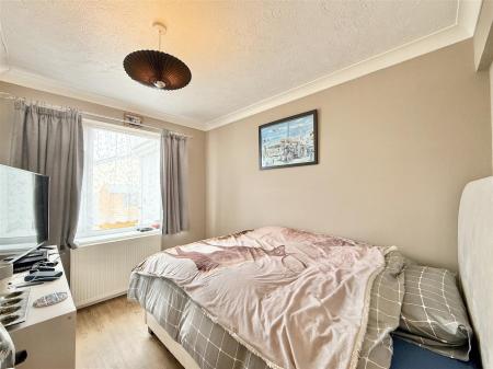 Bedroom 2.jpg