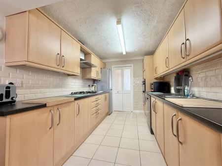 Kitchen_.jpg