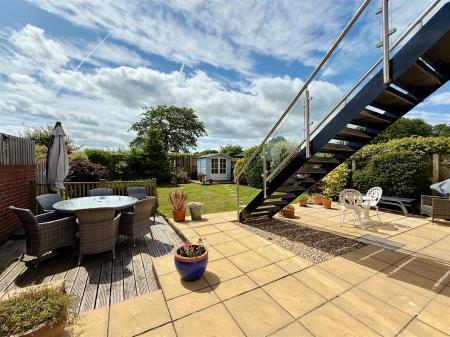 Patio To Garden.JPG