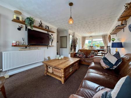 Living Room.JPG