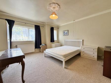 Bedroom  1.jpeg