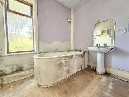 Bathroom.jpeg