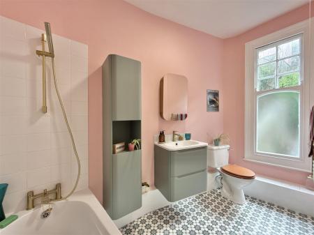 Bathroom__.jpg