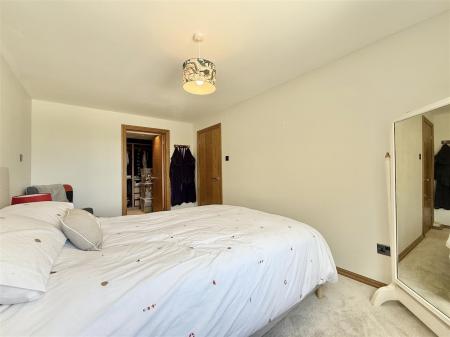 Bedroom  2.jpg