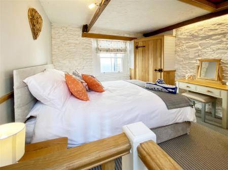 bedroom2.JPG