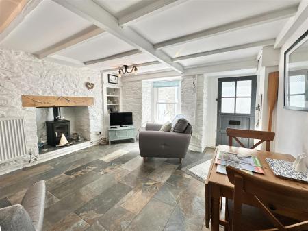 Living_Room.jpg
