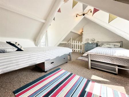 Bedroom 3.jpg