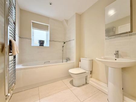 Bathroom.JPG